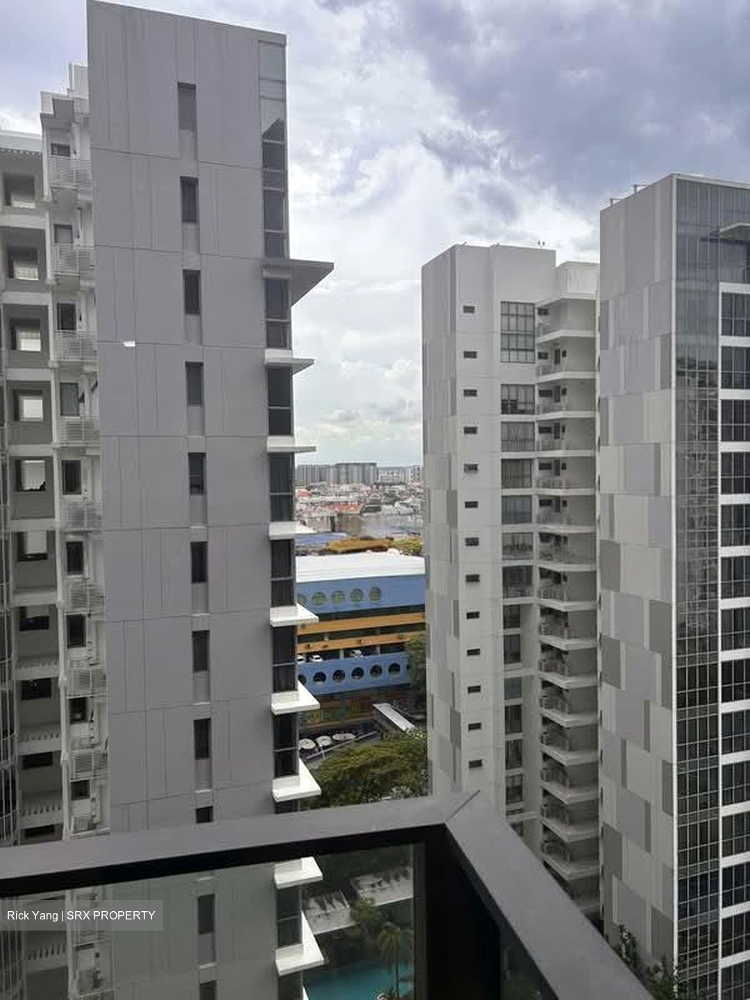 Amber 45 (D15), Apartment #573963151